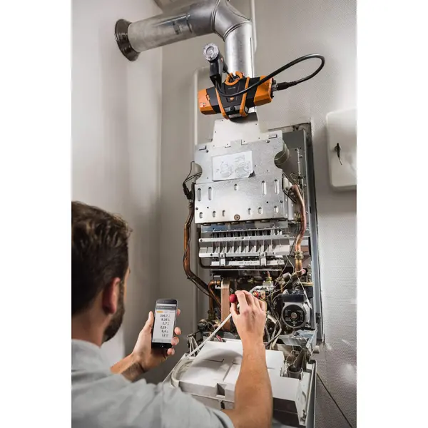 TESTO Analizator dimnih plinova 330i Pametni set-3